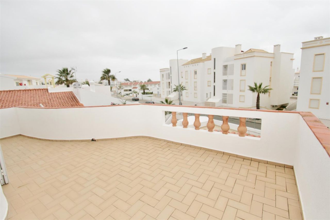 Villa Dom Henrique